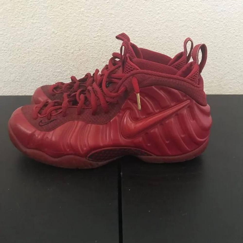 foamposite red octobers